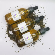 Load image into Gallery viewer, Men Beard Herbal Oil